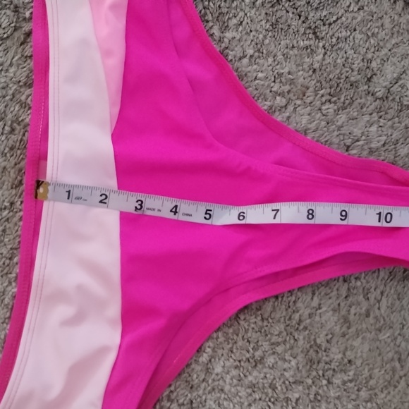 Bikini Set - Picture 4 of 5